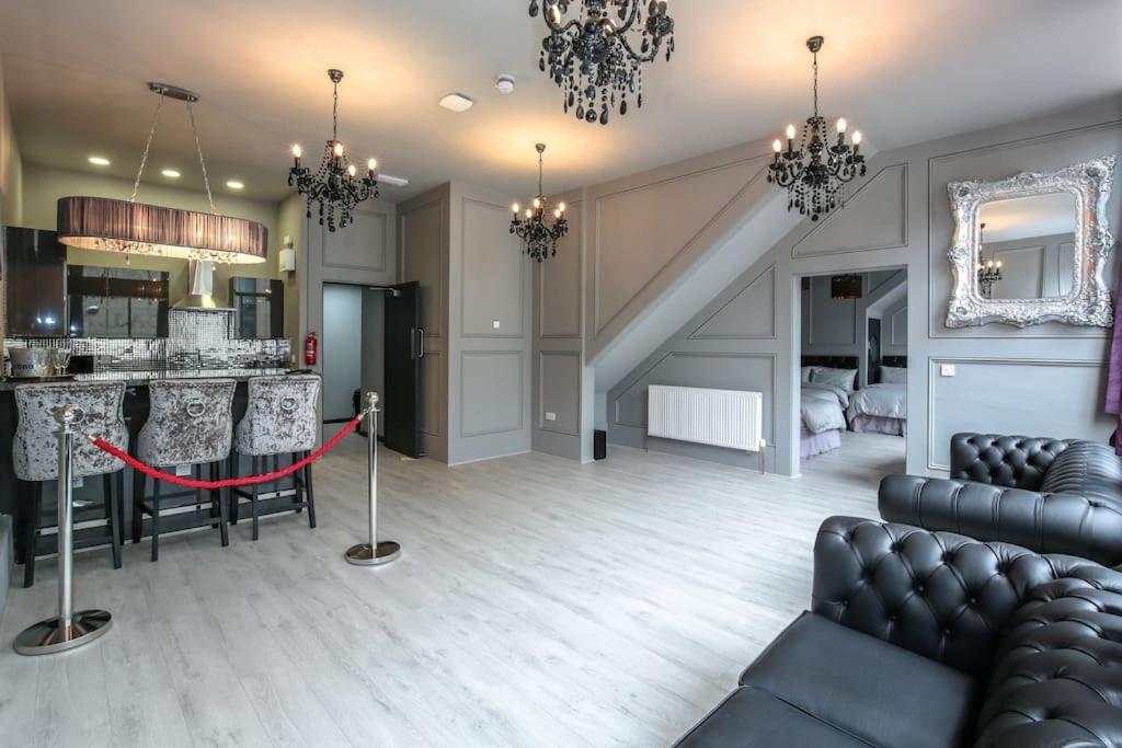 Manhattan Suite - Sleeps 24! Heart Of Liverpool Exterior photo